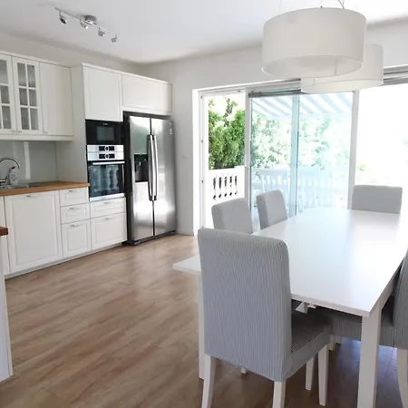Villa House *