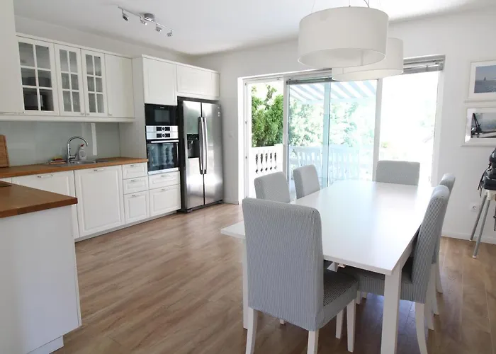 Villa House *